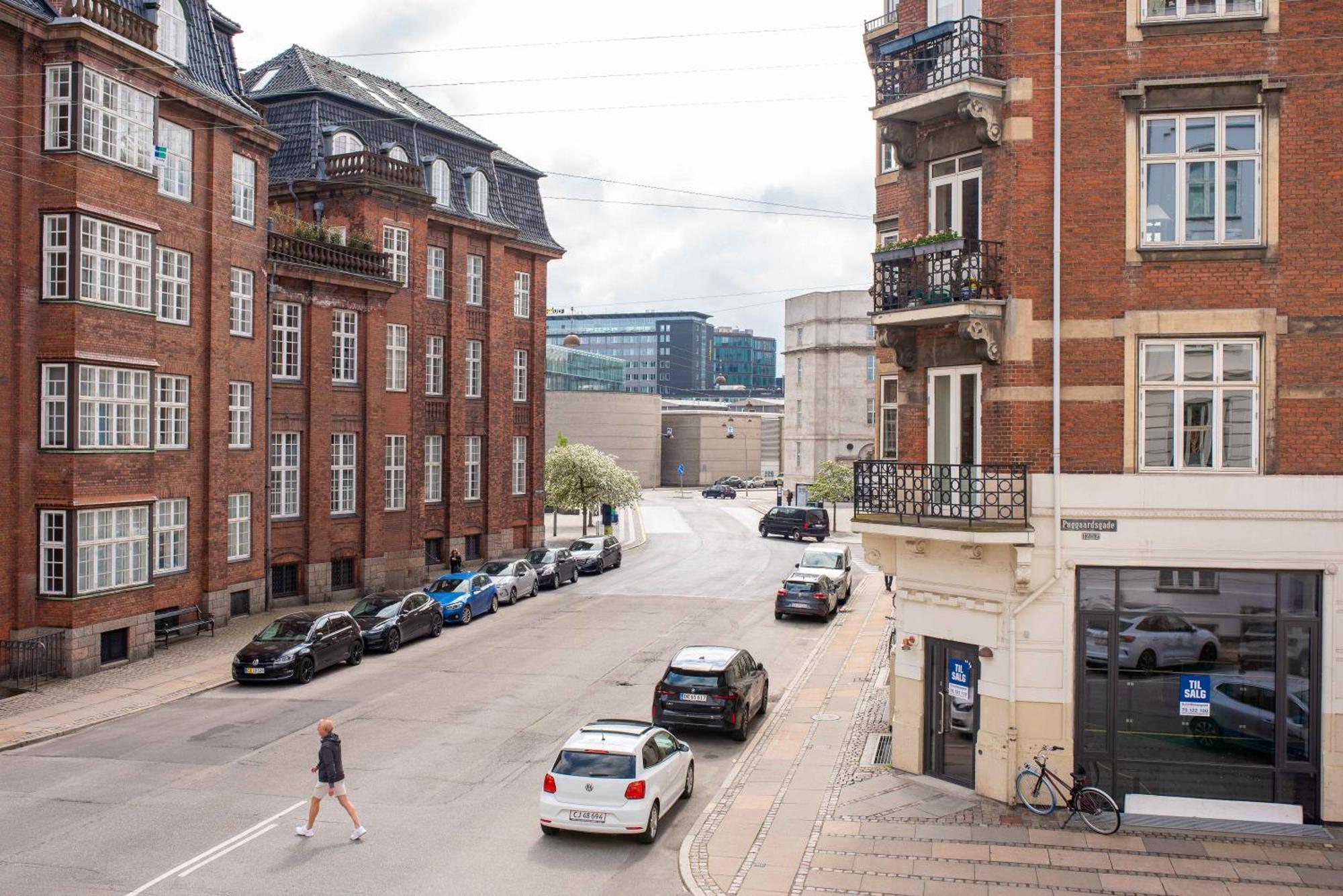 Large Apartment In Central Copenhagen By Tivoli Gardens Экстерьер фото